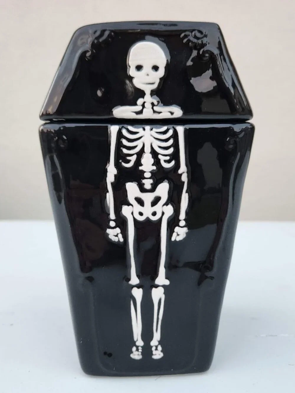 NEW Ceramic Coffin Jar Bathroom Decor Black Goth Skeleton Party Decorations Goth